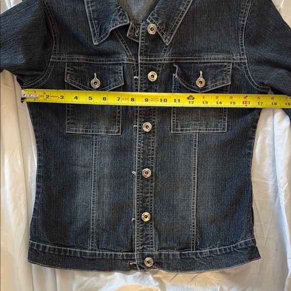 Stone women’s Classic Dark Denim Jean Jacket. Stretch denim. Medium. - Picture 10 of 11